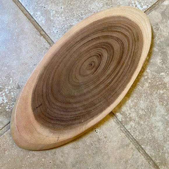 🆕 Handcrafted Neem Wood Cheese Board - Picture 2 of 6